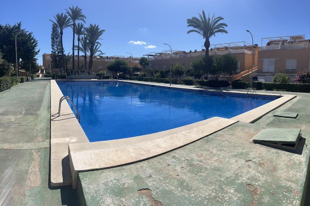 Apartamento En La Manga Luaran gambar